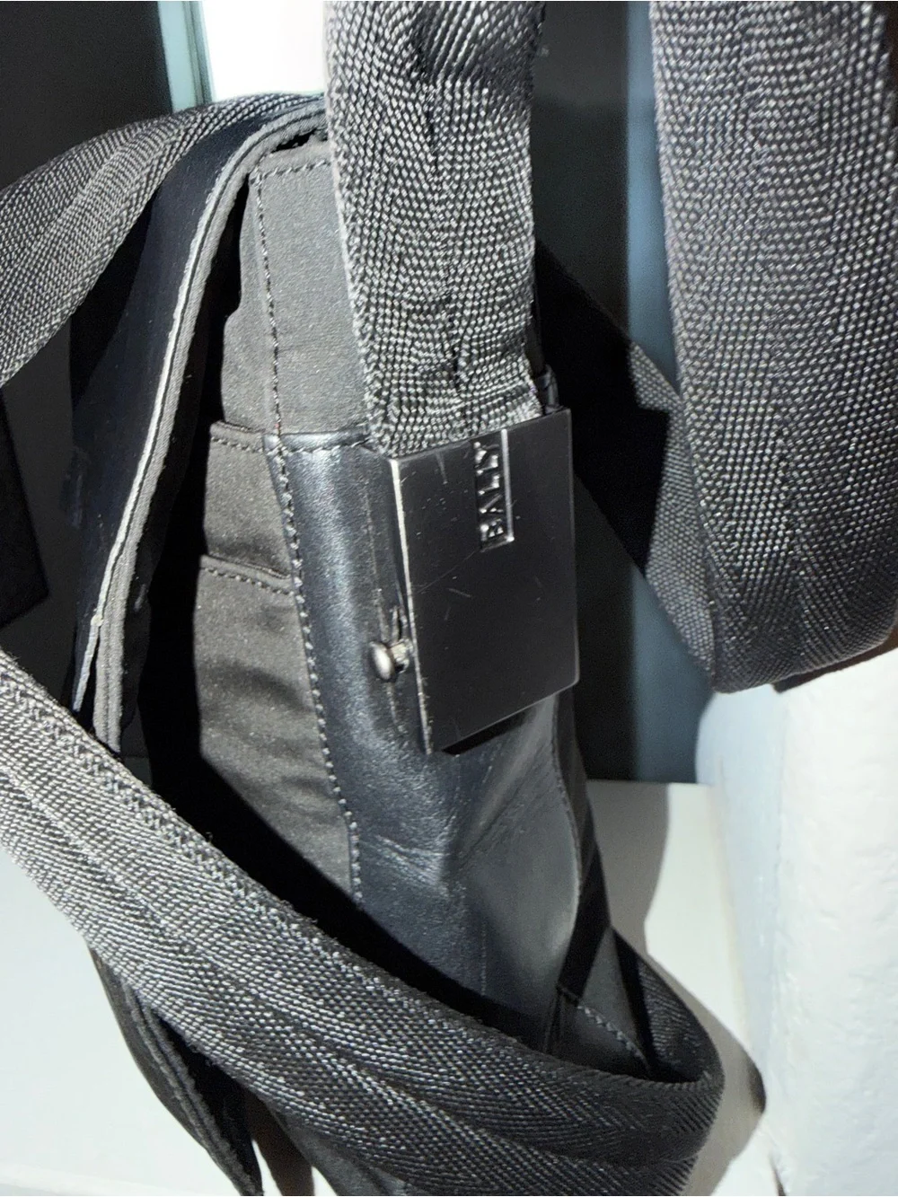 Bally Authentic Nylon/leather Black Crossbody Shoulder Bag